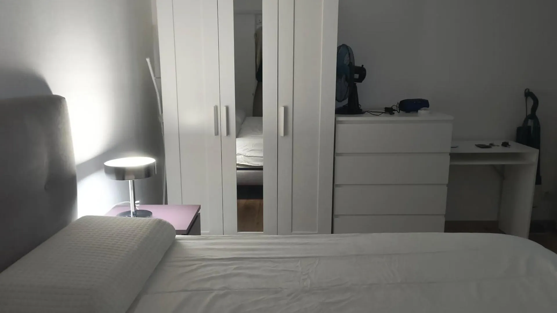 Casa Per Gente Giovane ローマ 0*,  イタリア